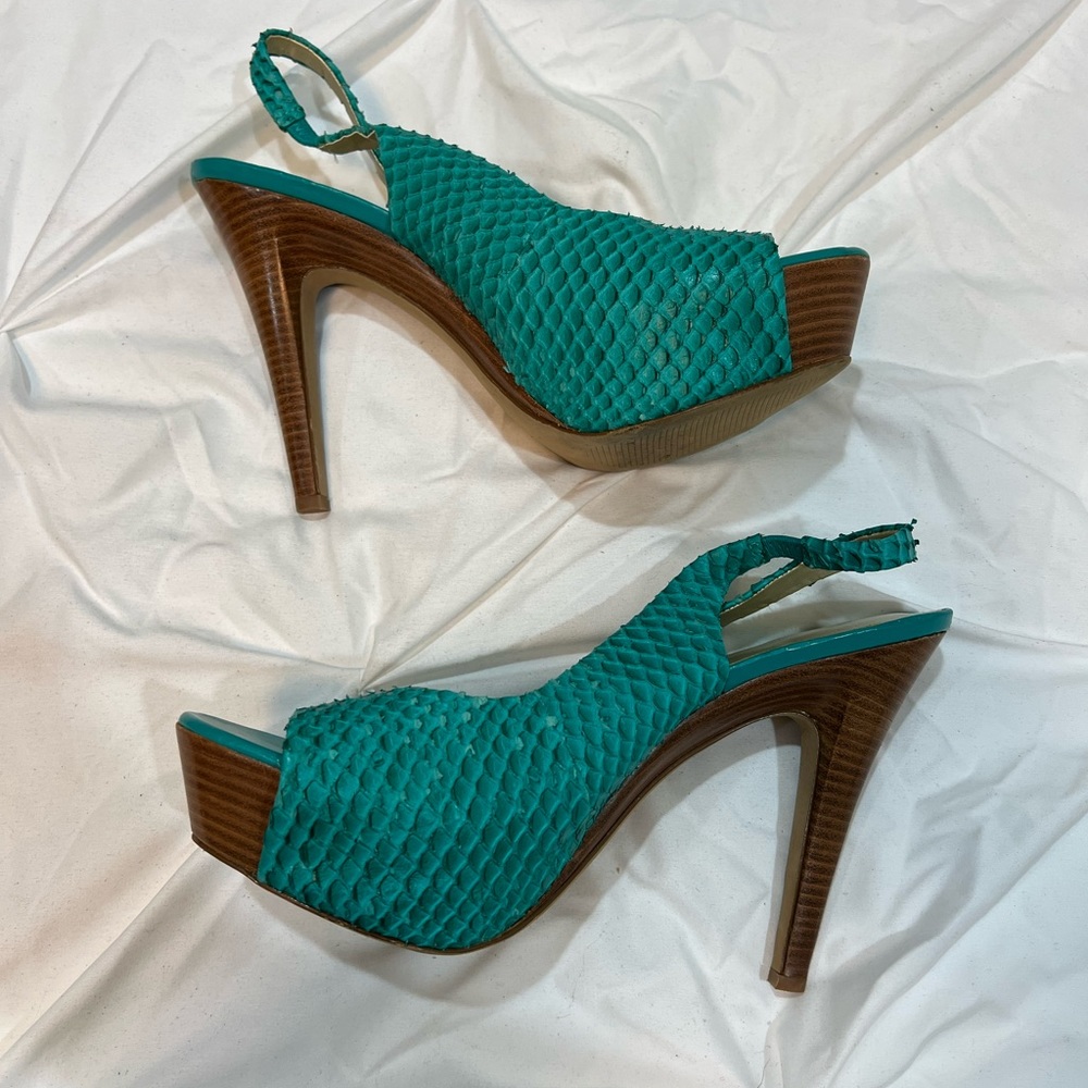 Turquoise Teal Snakeskin Leather Upper Peep Toe Sling Back Wooden Platform Heels